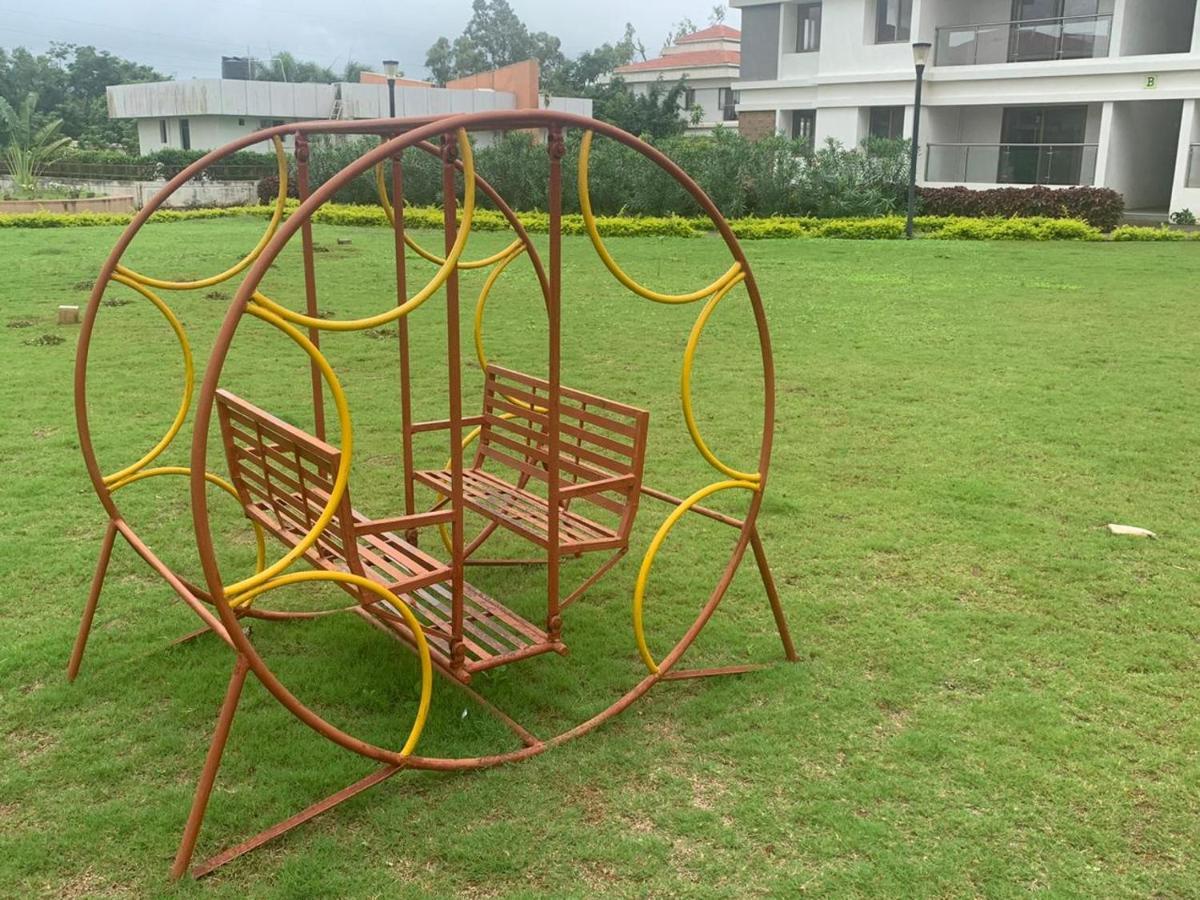Mizzle Apartment Lonavala Ngoại thất bức ảnh
