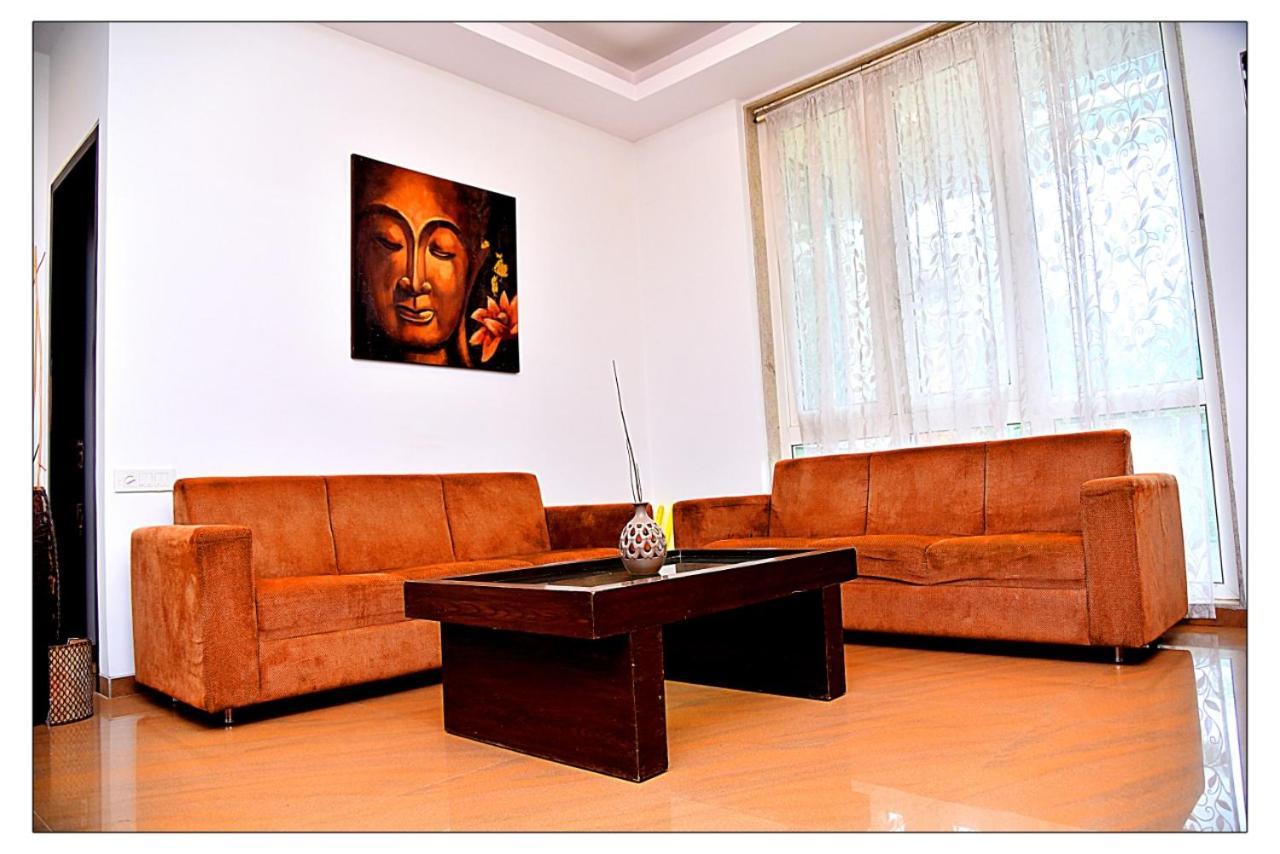 Mizzle Apartment Lonavala Ngoại thất bức ảnh