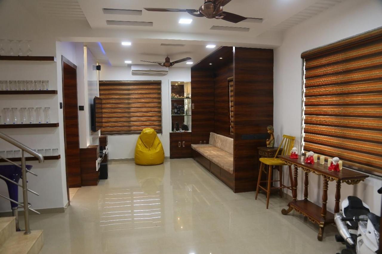Mizzle Apartment Lonavala Ngoại thất bức ảnh