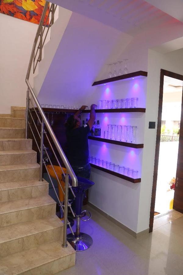 Mizzle Apartment Lonavala Ngoại thất bức ảnh